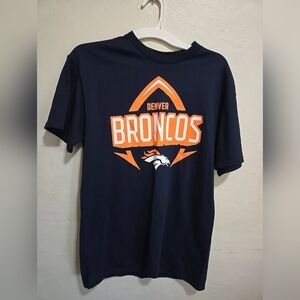 NFL Team Apparel Denver Broncos T-Shirt Mens Medium Blue Football Cotton Casual
